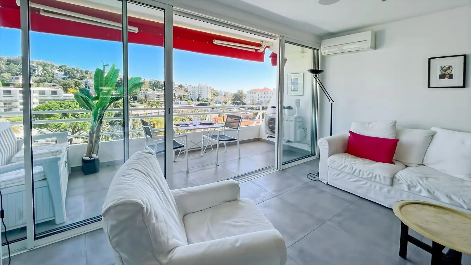 Serenity Cannes Cozy One-Bedroom