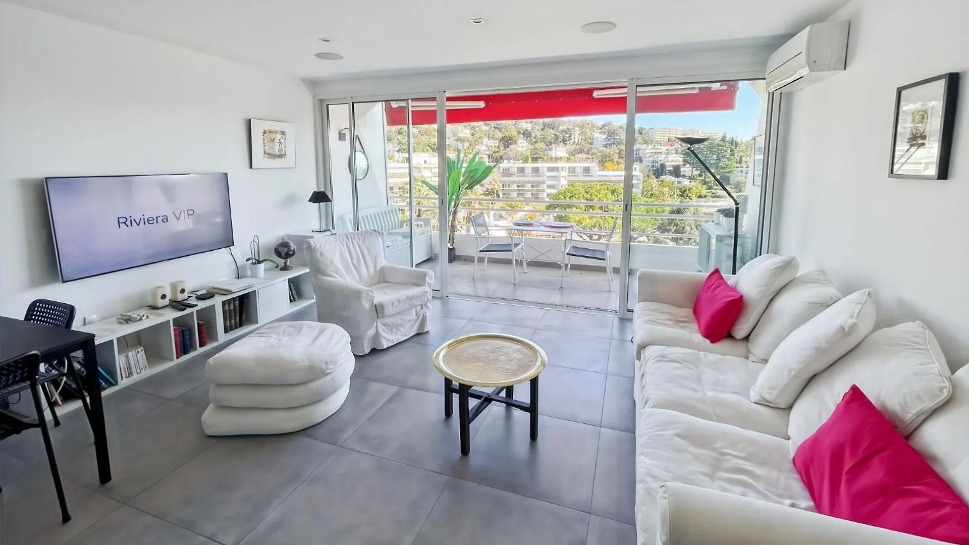 Serenity Cannes Cozy One-Bedroom France