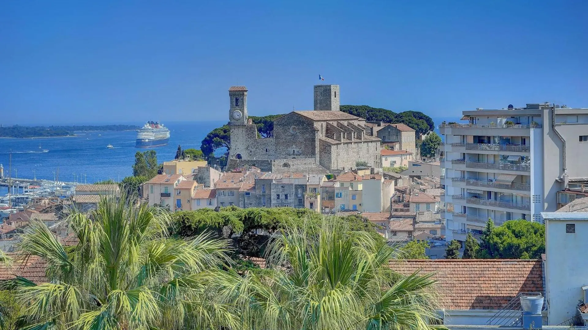 Serenity Cannes Cozy One-Bedroom شقة