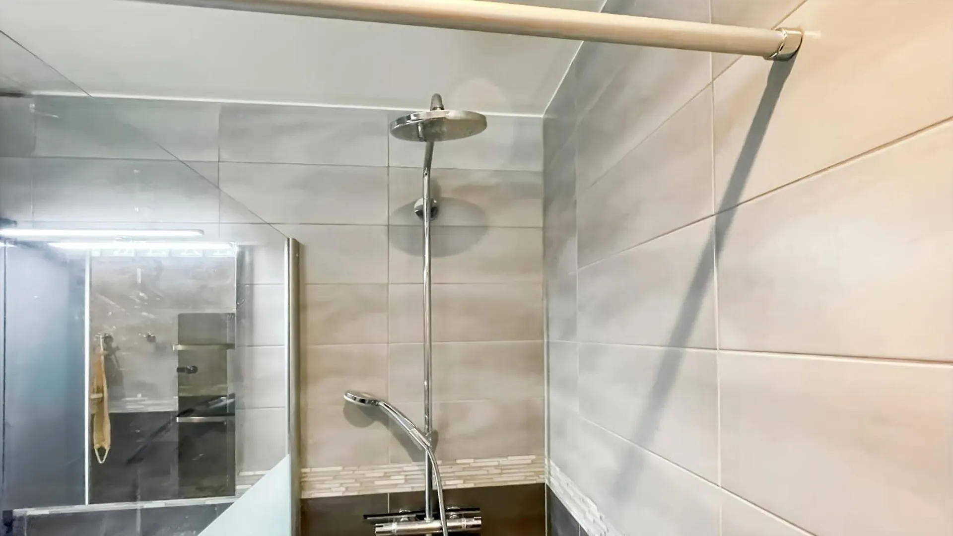 شقة Serenity Cannes Cozy One-Bedroom فرنسا